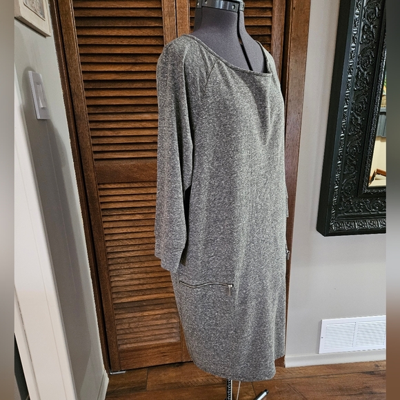 NWT Justfab grey sweater dress. - Picture 2 of 12